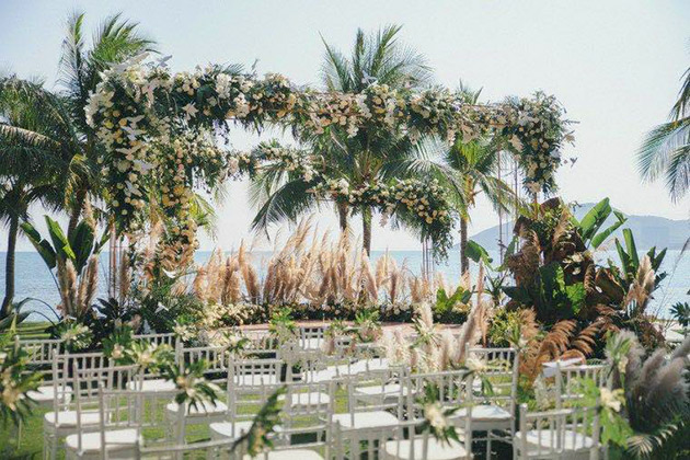 三亚椰林海边婚礼(20人以下定制婚礼)